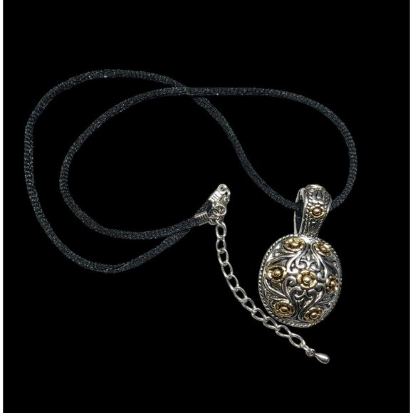 Elegant Fantasy Silver And Gold Tone Floral Pendant Necklace - Picture 1 of 8